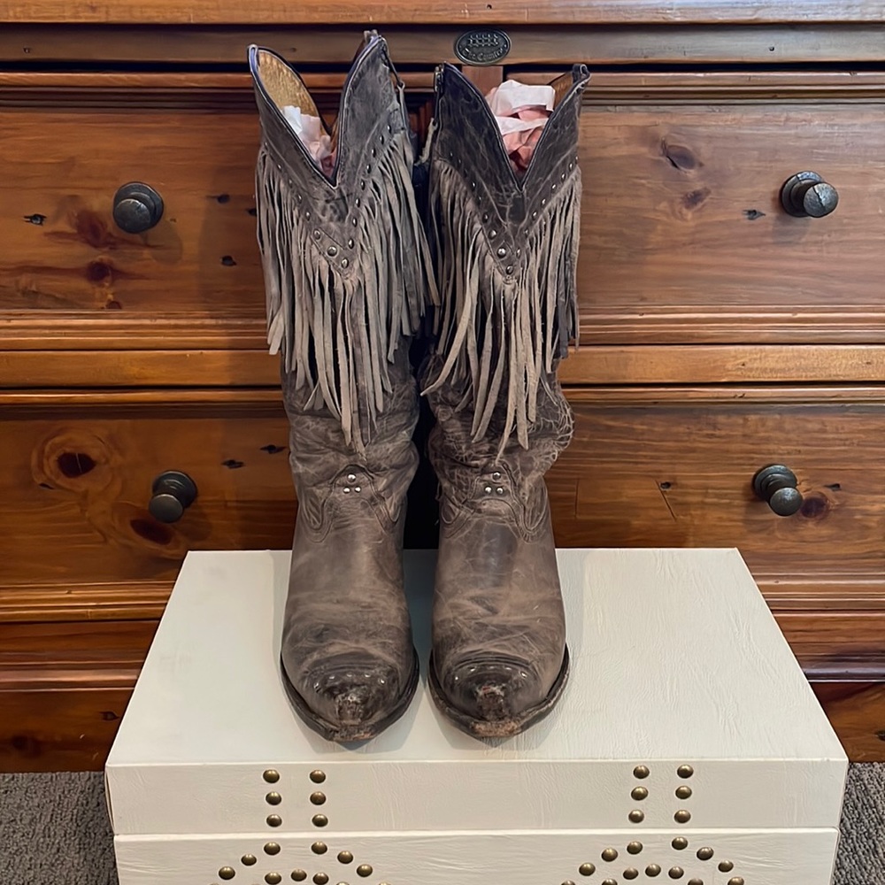Tony Lama zip fringe boots!